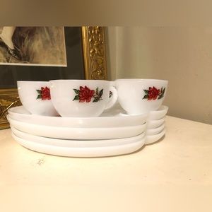 7568 Mid Century VTG 50's Federal Glass Milkglass Red Rose Snack Plates & Cups